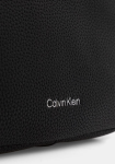 CALVIN KLEIN ЧАНТА LV04F3656G